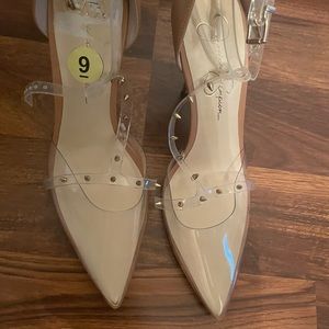 Jessica Simpson heels